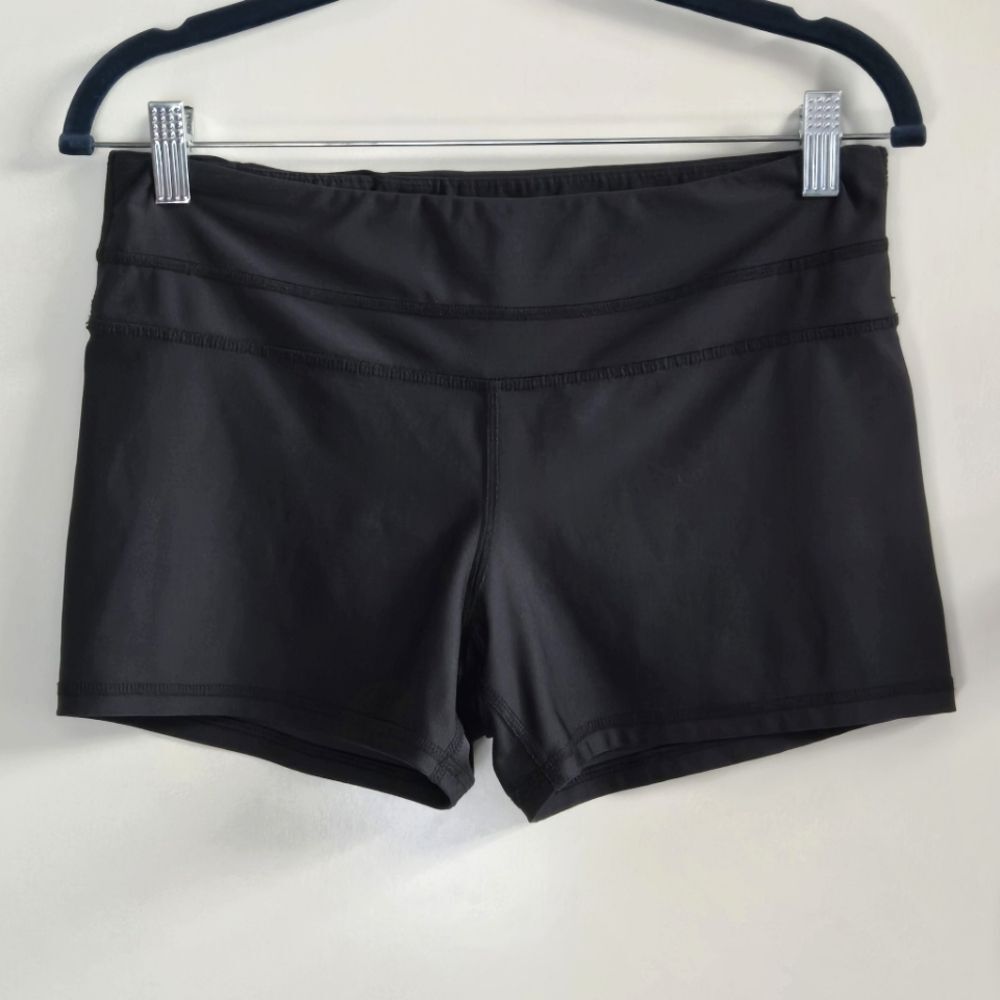 GAP Body Biker Yoga Cycling Active Shorts Sz Medium Carbon